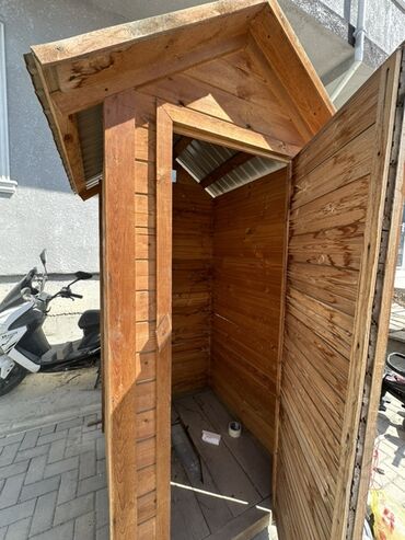 туалет уличный купить: Срочно продаю б/у Деревянный уличный туалет !! Очень в хорошем