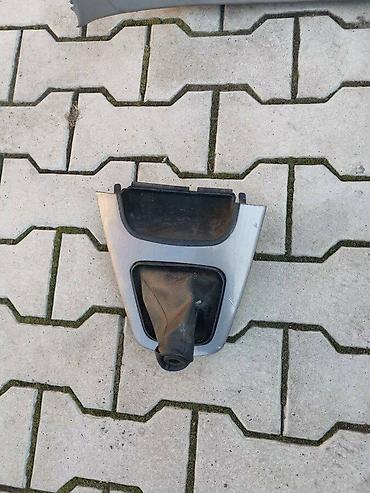 Ostali delovi enterijera: ENTERIJER DELOVI RAZNI ZA HYUNDAI TUCSON OD 2002. DO 2010. GOD. | — 3