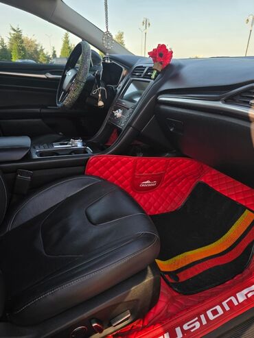 Ford: Ford Fusion: 2 l | 2018 il 133862 km Sedan — 10