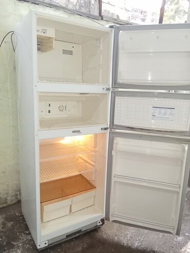 Посудомоечные машины: Nofros soyuducu iki qapılı yaxşı soyudur işləyir heç bir problemi