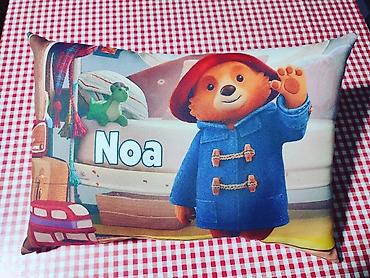 Jastuci: Personalizovani jastuci sa štampom Dimenzije jastuka 45x32 su 2440 din — 11