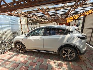 стекол: Honda Vezel: 2022 г., Вариатор, Электромобиль, Кроссовер — 9