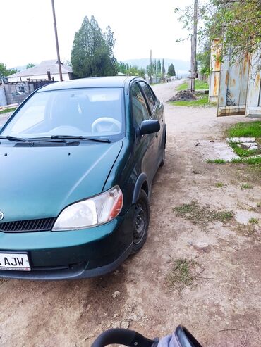 Toyota: Toyota Vitz / Platz / Yaris / Echo: 2001 г., 1.5 л, Автомат, Газ, Пикап