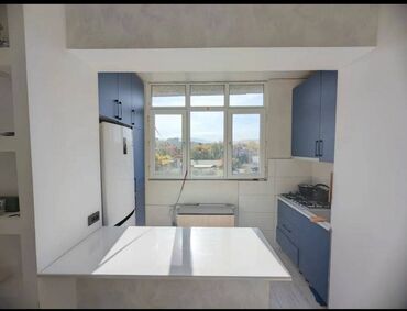 пол дома бишкек: 2 бөлмө, 41 кв. м, 105-серия, 5 кабат, Евроремонт