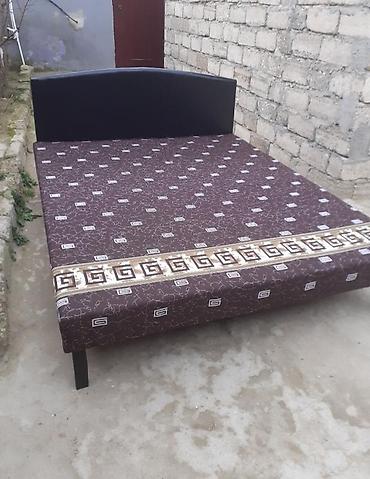 2 el carpayi: Kravat 
Taza hazırı var — 1