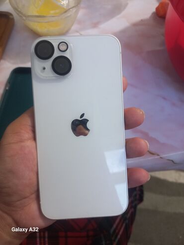 Apple iPhone: IPhone 11, Б/у, 128 ГБ, Зарядное устройство, Защитное стекло, Чехол, 87 %