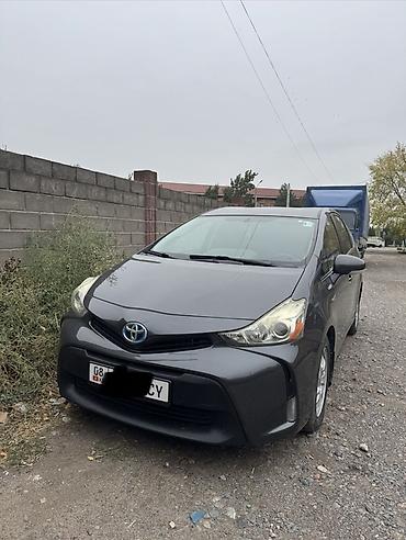Toyota: Toyota Prius V: 2016 г., Вариатор, Гибрид, Универсал — 1