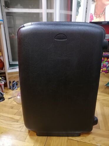 farmerice crnoj boji kvalitetne: Kofer SAMSONITE tvrdi veliki na tockice oko 75/50 / 25 dobar