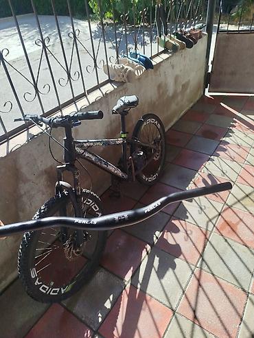 Велосипеды: Mehle sürüşləri üçün uyğun velosiped. Görüntülərdə qara rəngli, qalın — 3