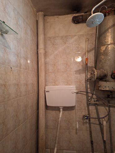 Uzunmüddətli kirayə mənzillər: Gəncə şəhəri Texnologiya Universitetə yaxın, 44 nömrəli məktəbin — 10