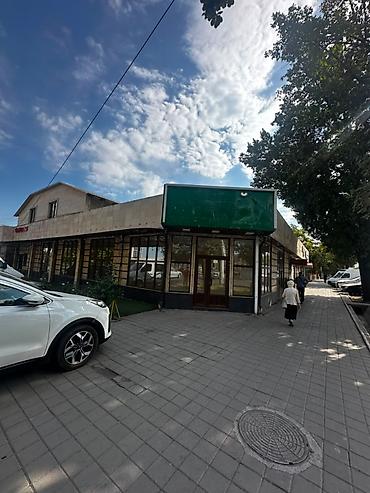 60: Сдаётся коммерческое помещение 60 м² на первой линии, 1/1, на — 8