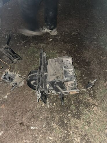 Двери и комплектующие: Дверь Задняя правая Mercedes-Benz, Б/у, Оригинал — 24