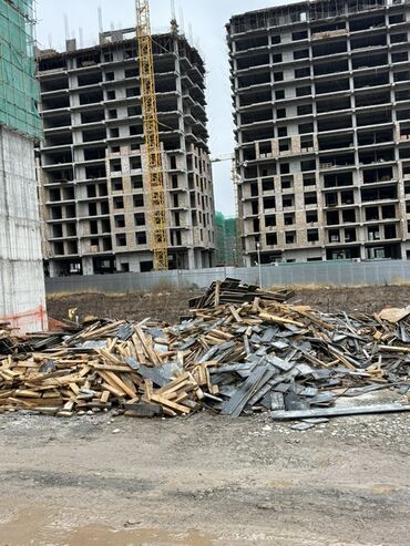 строй материалы дерево: Строительные остатки/вторсырьё со стройплощадки - Деревянные бруски