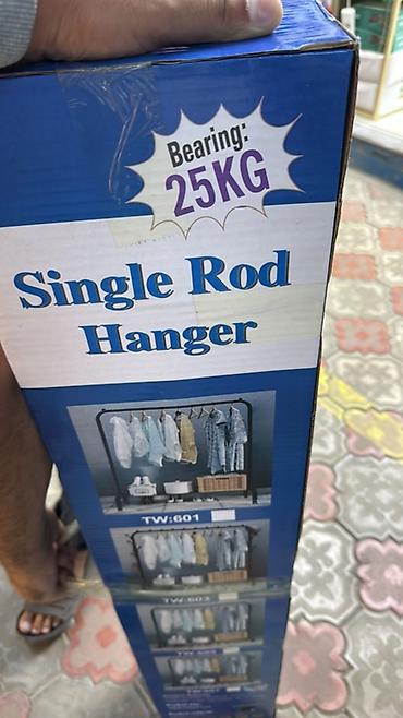 сток одежда: Напольная вешалка Single Rod Hanger - Тип: однорядная стойка для — 1