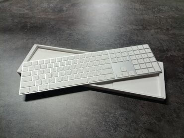 apple ноудбук: Клавиатура, Apple, Проводное, Bluetooth подключение, Размер: 100%