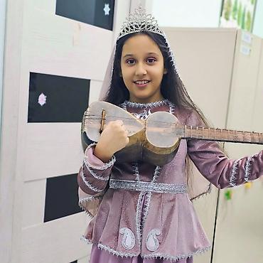 Milli geyimlər: Milli, karnaval, personaj, hərbi və ziyafət geyimlərinin satışı və — 2