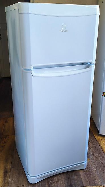 холодильник бу продажа: Холодильник Indesit, Б/у, Двухкамерный, De frost (капельный), 60 * 145 * 60 — 1
