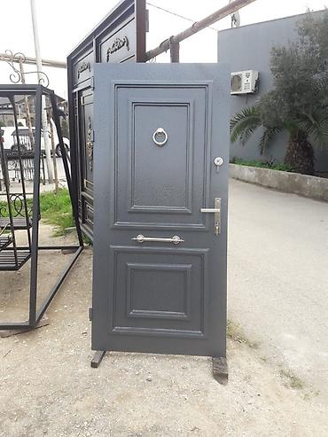 Giriş qapıları: Ev, ofis və ya digər binaların əsas girişləri üçün nəzərdə tutulmuş — 3