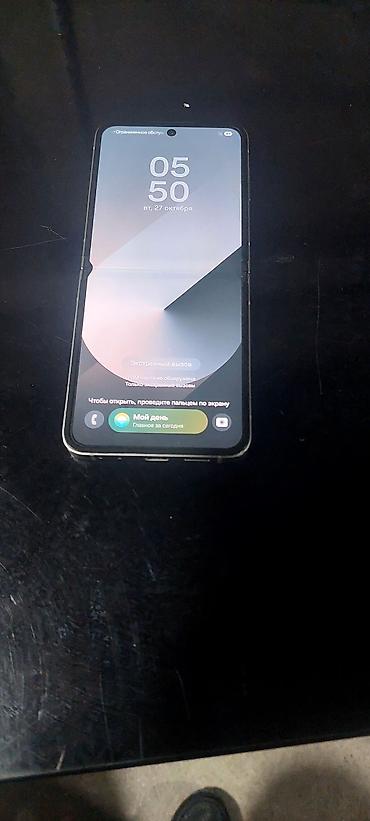 z fold 4: Samsung Galaxy Z Flip 6, 256 GB, rəng - Boz, İki sim kartlı — 5