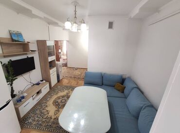 квартира керек ош базар жактан: 2 комнаты, 61 м², 1 этаж, Косметический ремонт