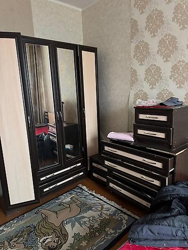 Спальные гарнитуры: Набор мебели для дома: - Шкаф трёхстворчатый с зеркалами: центральная — 3