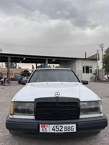 бампер 124: Mercedes-Benz W124: 1988 г., 2.3 л, Механика, Бензин, Седан — 4