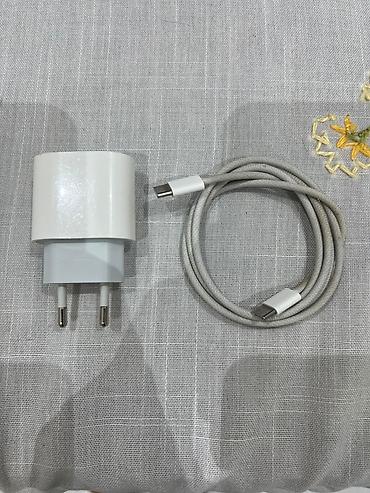 33 watt adapter: Simsiz şarj cihazı Apple, 20 Vt, İşlənmiş — 2