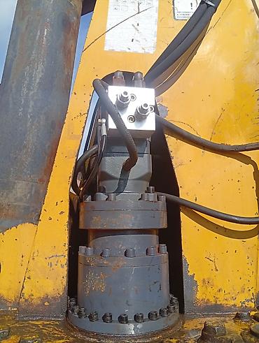 Манипуляторы: Манипулятор, 2021 г., от 12 т — 7