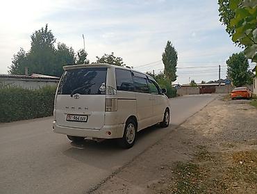 мерс 124 2: Toyota Noah: 2003 г., 2 л, Автомат, Бензин, Минивэн — 5