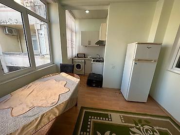 berde kiraye: 🏢 Zərifə Əliyeva adına Göz Klinikası ilə Üzbəüz — Kirayə 2 Otaqlı — 5