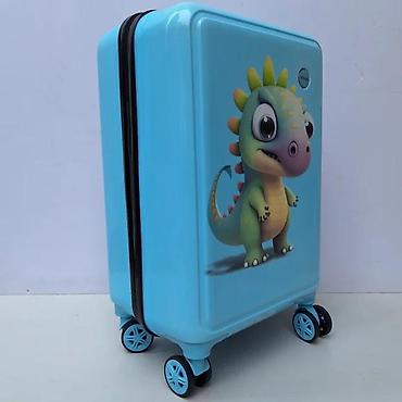 chicco buster: Set od dva dečija kofera sa zanimljivim dizajnom dinosaura. Koferi su — 9