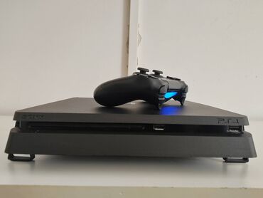 video kamera za nadzor: Sony PS4 Slim 1Tb sa igricama Konzola Sony PlayStation 4 Slim od 1