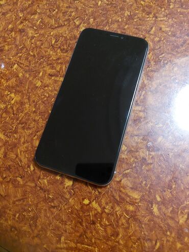 Apple iPhone: IPhone X, 64 GB