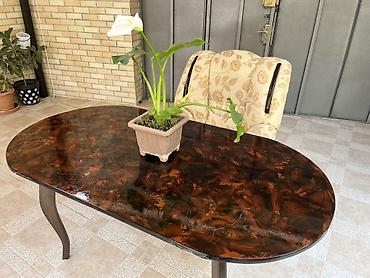 taxta satilir: Oval formalı yemək/çay masası - Material: taxta karkas, parlaq laklı — 3