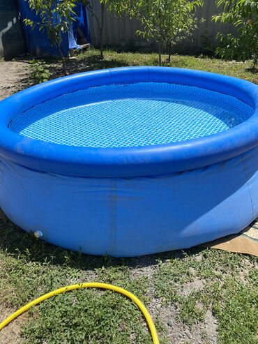 химия для бассейнов: Продаю бассейн Размер бассейна 210*70 большой можно для детей и так