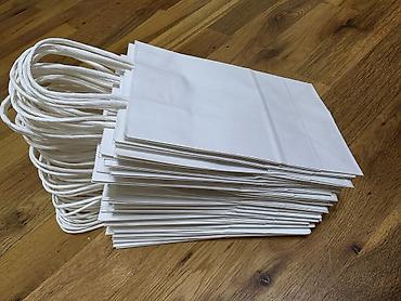 adore paket: Ağ kağız paketlər dəsti 50 eded paket 50 eded sirga ucun karton — 1