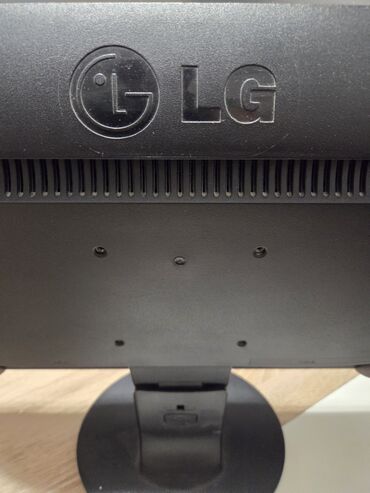 Desktop računari i radne stanice: HP compaQ 8300 sff Intel i 5-2400 3,1GHZ. 4GB. DD3. SSD120GB Intel na lalafo.rs — 11 Desktop računari i radne stanice: HP compaQ 8300 sff Intel i 5-2400 3,1GHZ. 4GB. DD3. SSD120GB Intel — 11