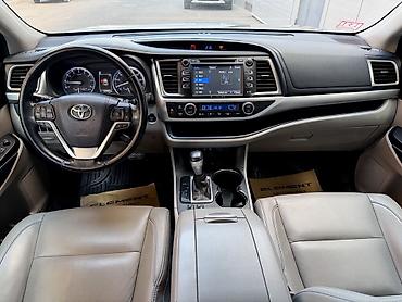 тайота хайландер: Toyota Highlander: 2017 г., 3.5 л, Автомат, Бензин, Кроссовер — 9