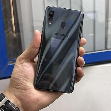Samsung Galaxy A30, Колдонулган, 32 ГБ, түсү - Көк, 2 SIM