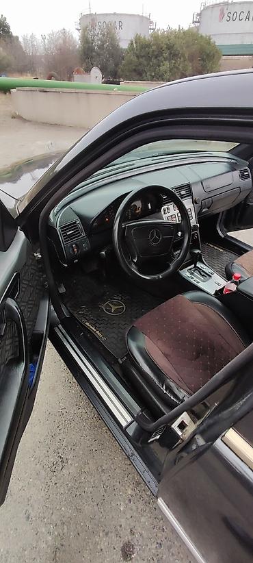 mersedes cl: Mercedes-Benz CL 220: 2.2 l | 1993 il Sedan — 8