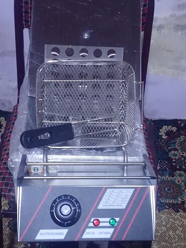 Ət çəkən maşınlar: Elektrikli fritöz – tək qəfəsli - Paslanmayan poladdan korpus - Yağ