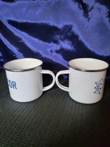 Čaše: Emajlirani novi,vintaz loncici. Loncici novi,komada 2 u ceni fiksno na lalafo.rs — 4 Čaše: Emajlirani novi,vintaz loncici. Loncici novi,komada 2 u ceni fiksno — 4