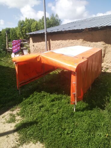 значок мерседес: Тент оргинал,бутун каркасы менен размер узуну 2,80 турасы 2,10 бийиги