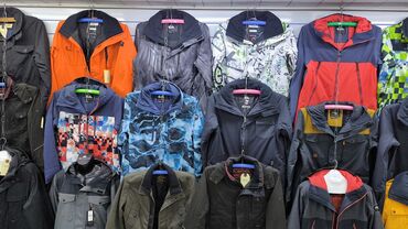 Куртки: Куртка Quiksilver размеры от 48 до 56 (S, M, L, XL) Сноубордная at lalafo.kg — 2 Куртки: Куртка Quiksilver размеры от 48 до 56 (S, M, L, XL) Сноубордная — 2