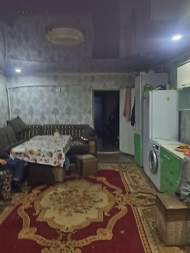 Продажа коттеджей и домов: Продаётся дом с большим участком. Характеристики: - Площадь участка — 11