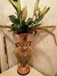 Digər: Hədiyəlik gul qabi 50 manat dasdan