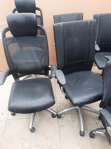 Ofis dəst mebeli: Ofis mebelləri dəsti Tərkib: - 1 ədəd qonaq/konfrans kreslosu — 19