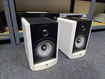 Zvučnici i stereo sistemi: Boston A 25 dvosistemac mrezice 2 x 150 watti 8 oma 89 db 55-25 — 4