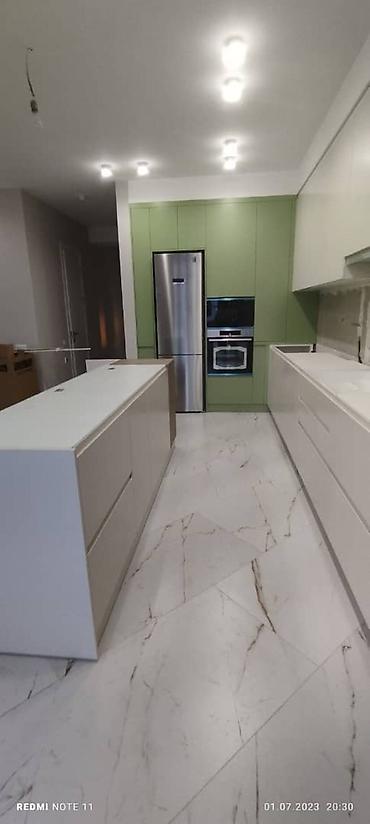 silver kitchen: Современные кухонные гарнитуры и мебель для прихожей на заказ. - — 6