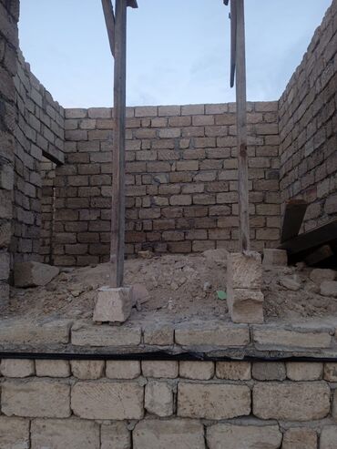 Həyət evləri və villaların satışı: Kürdəxanida İl marketə 500-600 metr mesafede yerlesen 2sotda, 110kv. — 10